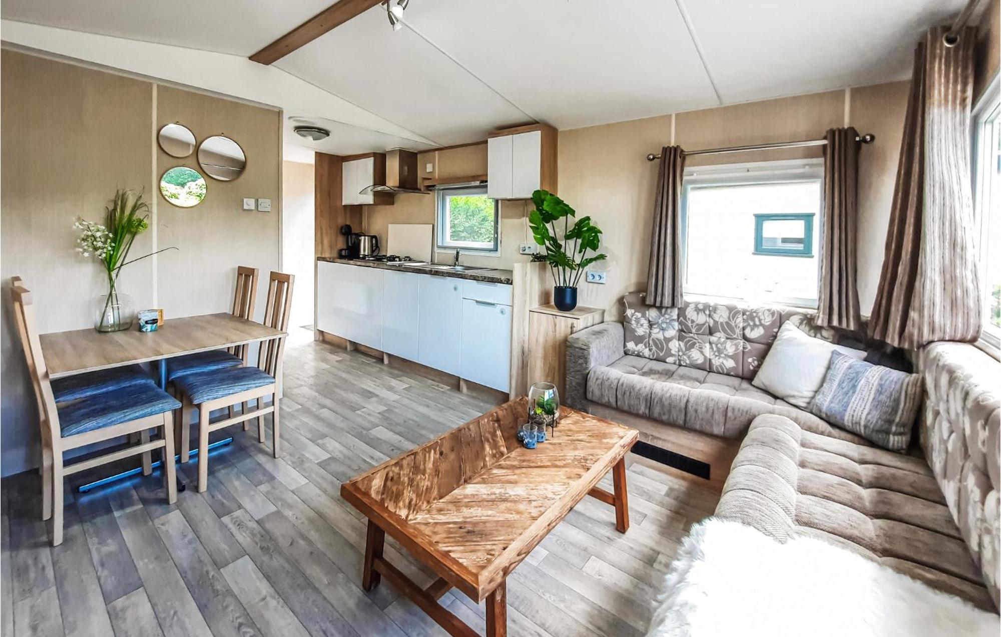 3 Bedroom Beautiful Home In Heinkenszand Kültér fotó
